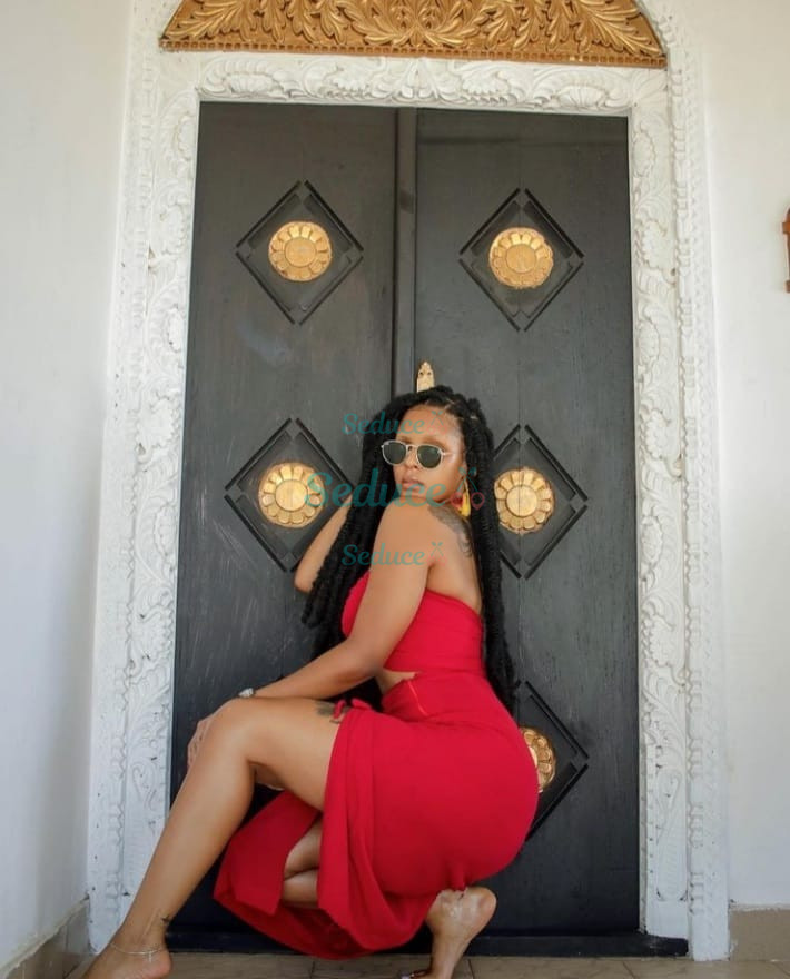 Photo escort girl Rahima: the best escort service