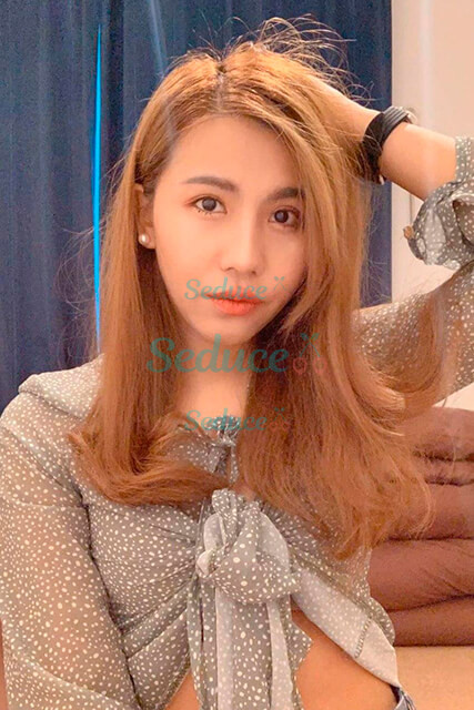 Photo escort girl Risa: the best escort service