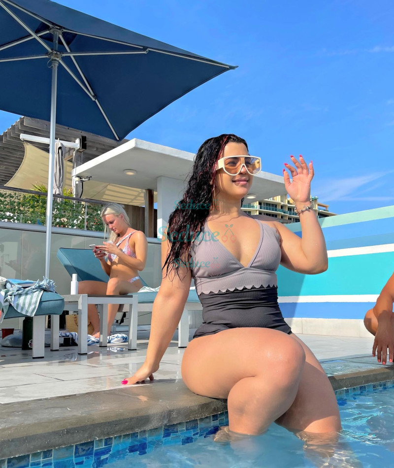 Photo escort girl Sophiabest: the best escort service