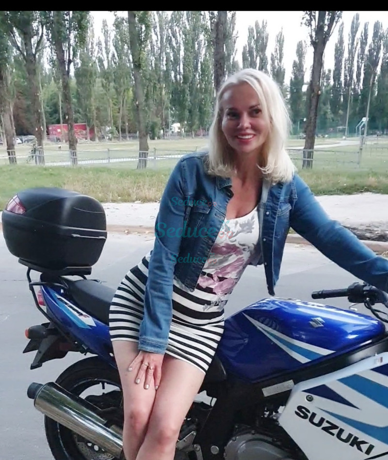 Photo escort girl Viktoriya: the best escort service