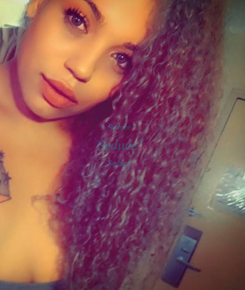 Photo escort girl Nina Savage: the best escort service