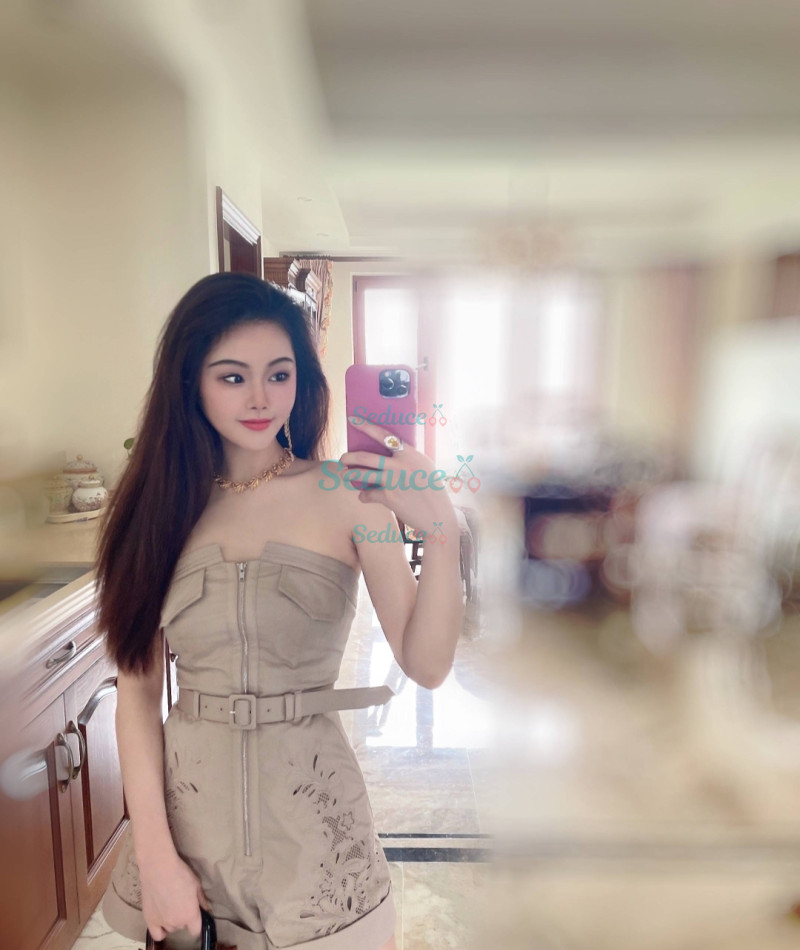 Photo escort girl Jenny: the best escort service