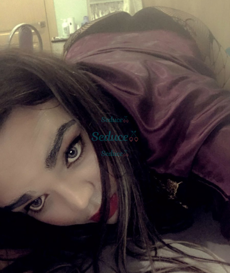 Photo escort girl Lia: the best escort service