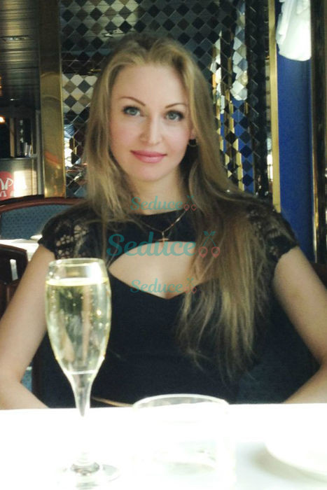 Photo escort girl Svetlana Russian Escort Shanghai: the best escort service