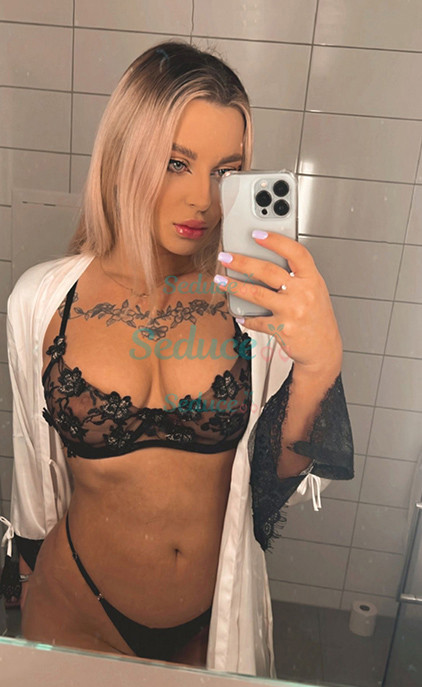 Photo escort girl Suzanna Sweet: the best escort service