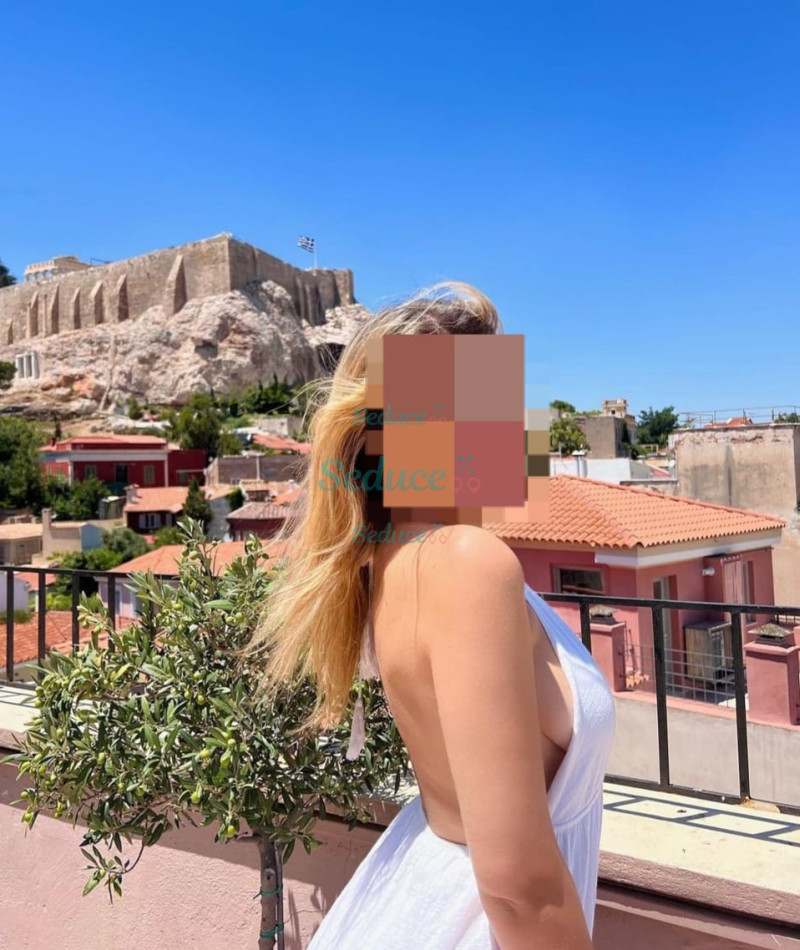 Photo escort girl Sahra: the best escort service