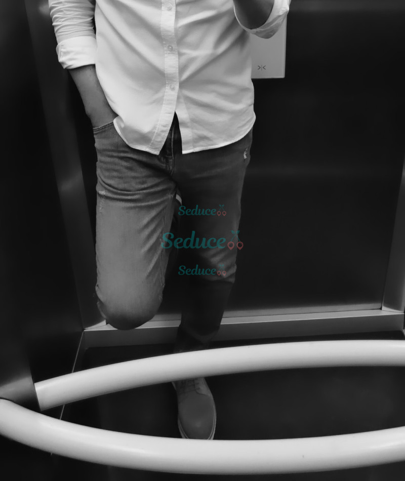 Photo escort girl Darius: the best escort service