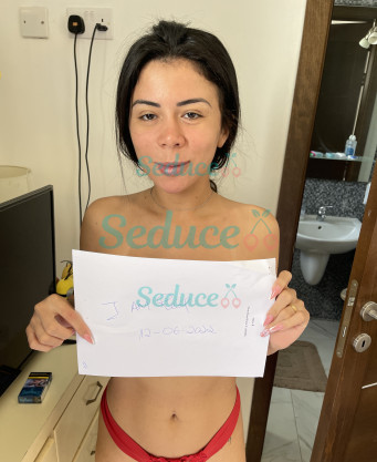 Photo escort girl Alice Prada: the best escort service