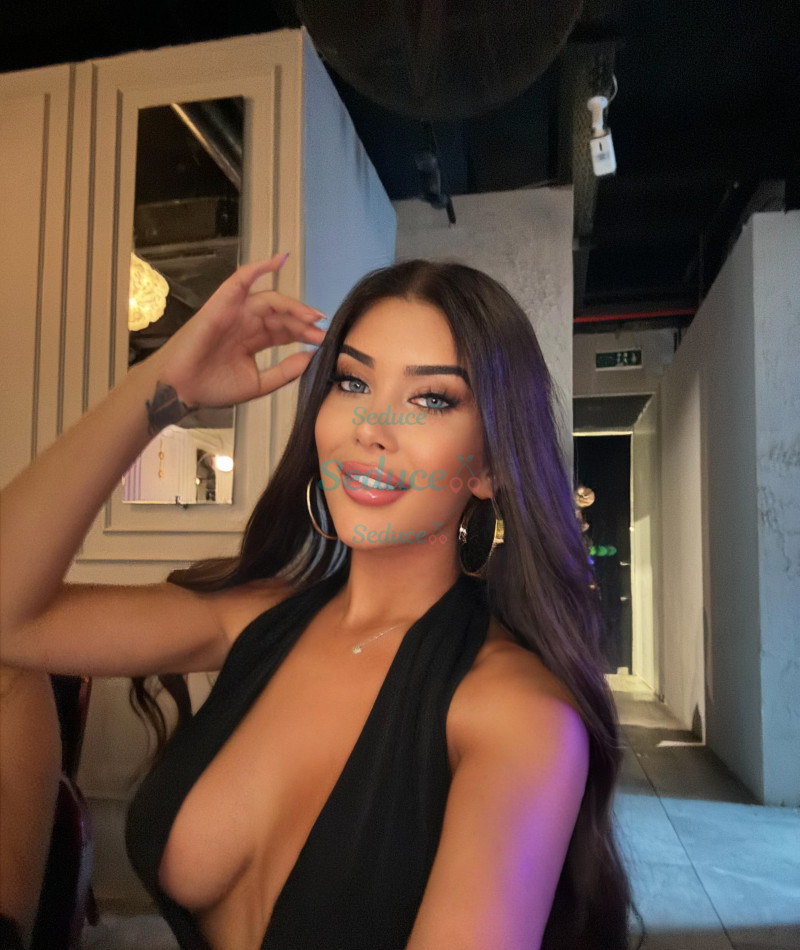 Photo escort girl Alina: the best escort service