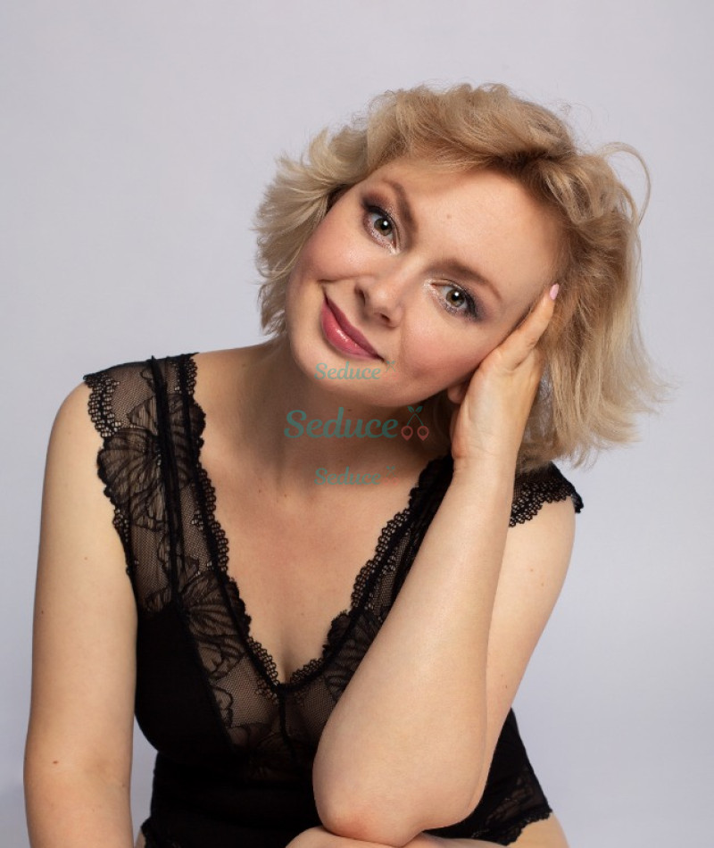 Photo escort girl Marlyn: the best escort service