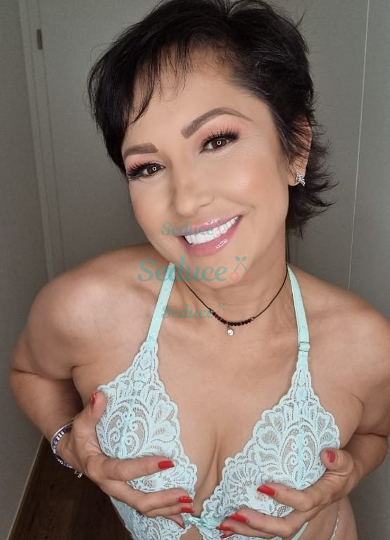 Photo escort girl Rusa: the best escort service