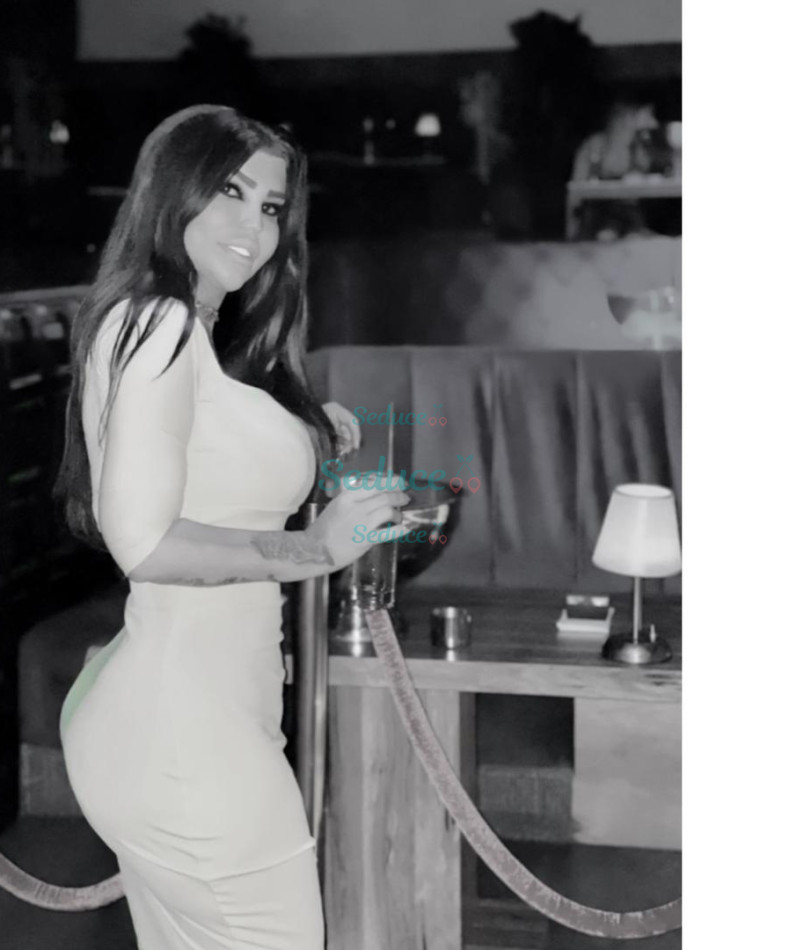 Photo escort girl Raha: the best escort service
