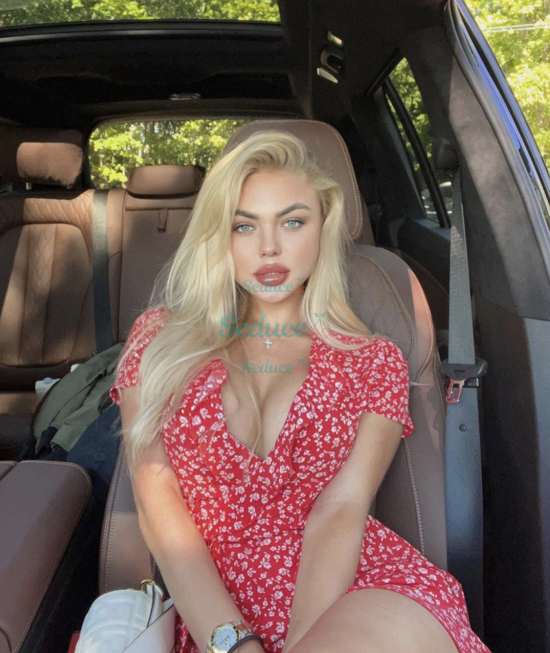 Photo escort girl Masha: the best escort service