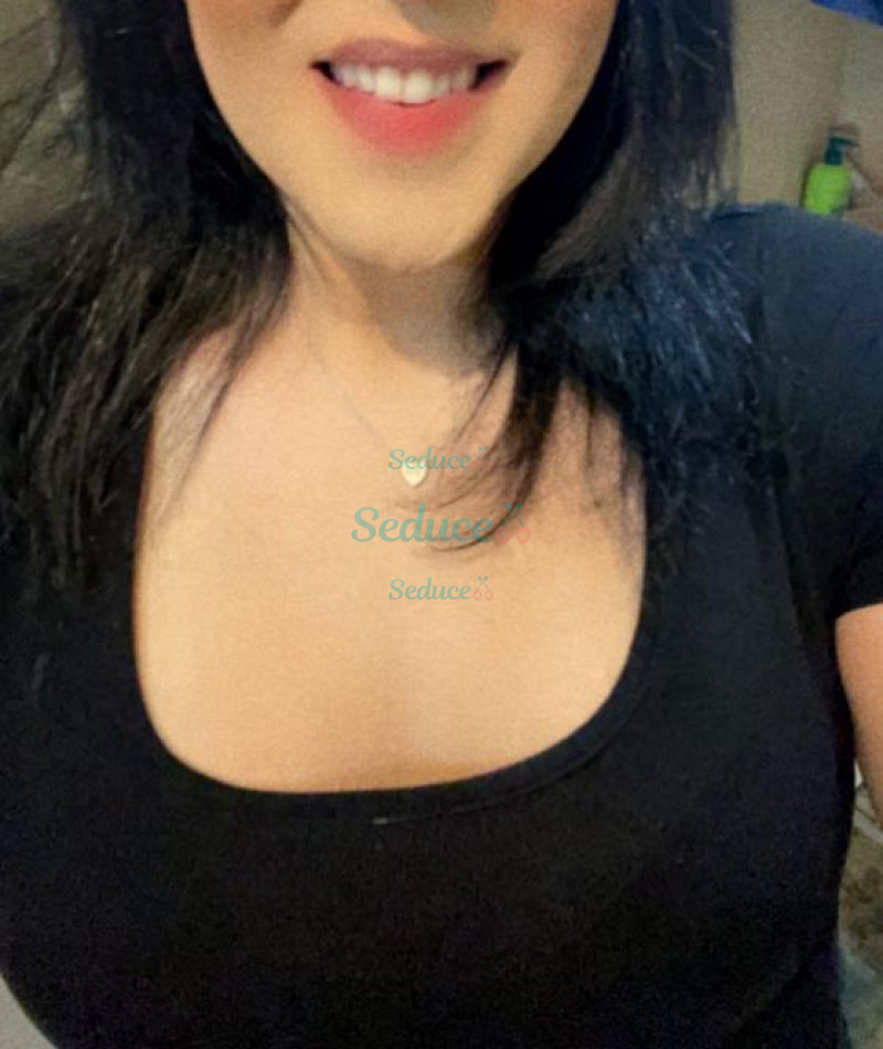 Photo escort girl Kyerah: the best escort service