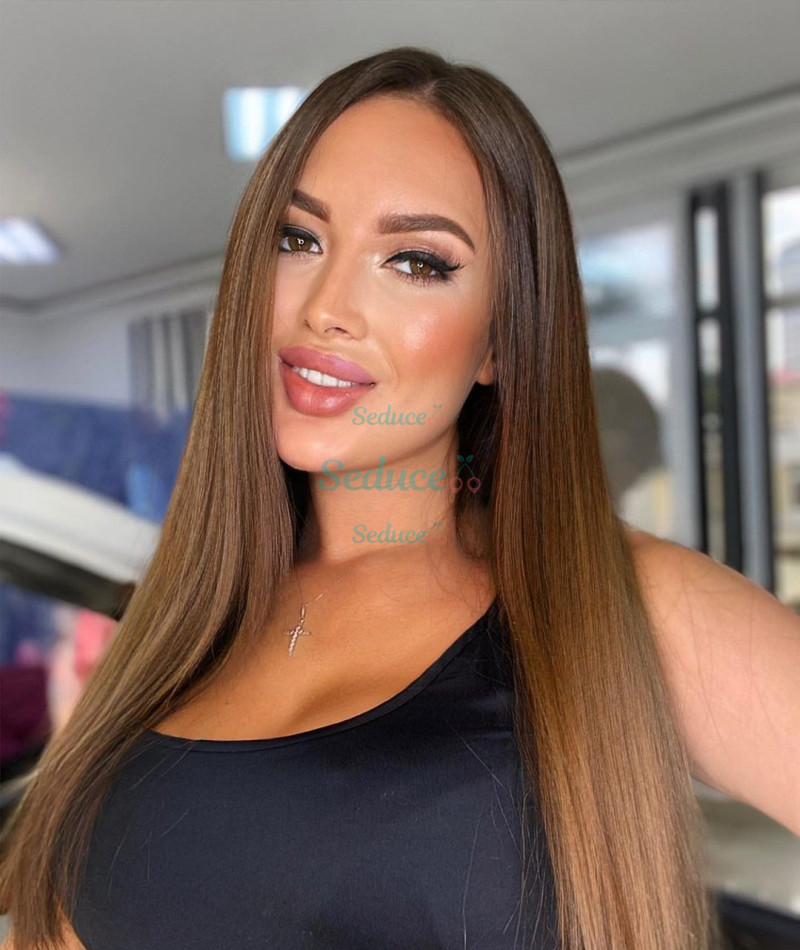 Photo escort girl Alina: the best escort service
