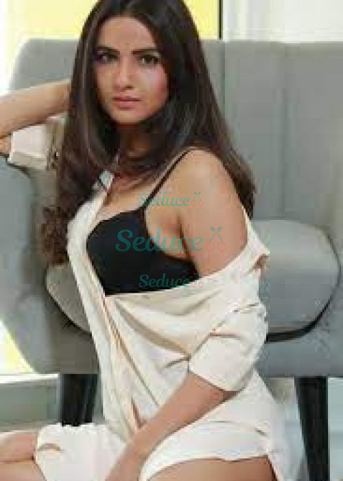 Photo escort girl Aliya: the best escort service