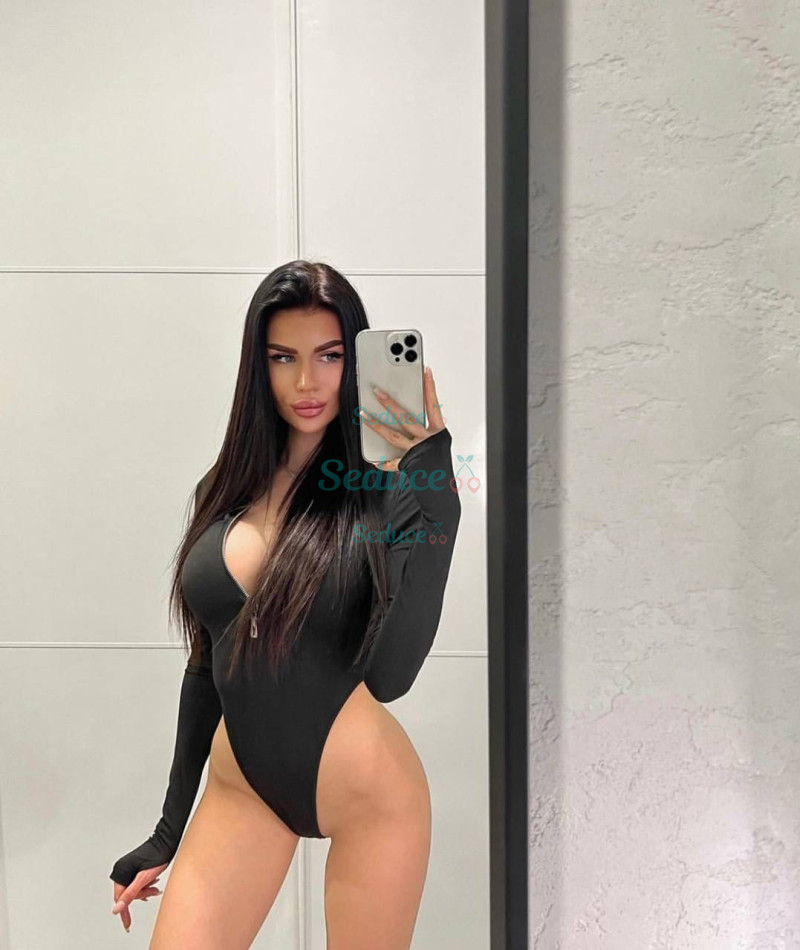 Photo escort girl Liza: the best escort service
