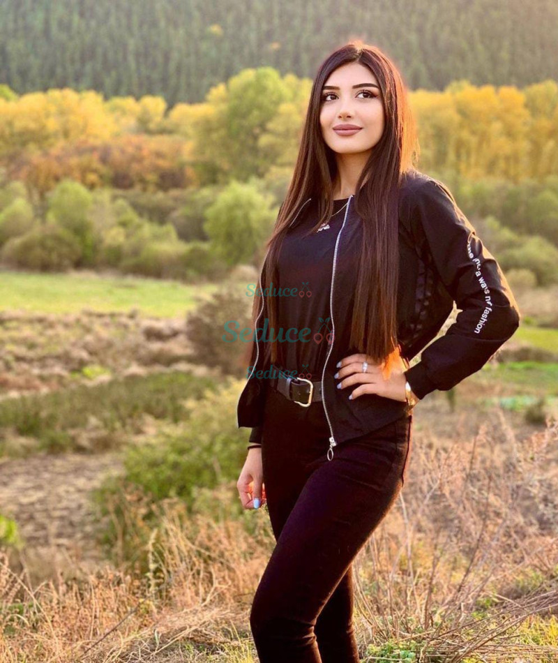 Photo escort girl Aysu: the best escort service
