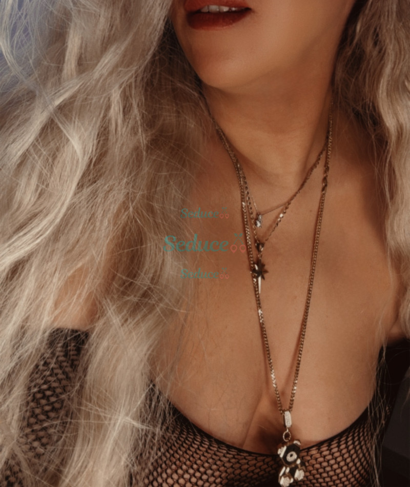 Photo escort girl inci: the best escort service