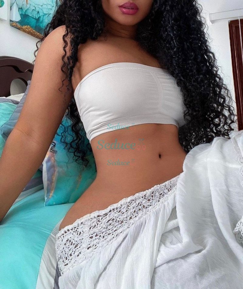 Photo escort girl Zora : the best escort service