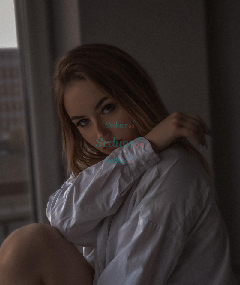 Photo escort girl Kira: the best escort service