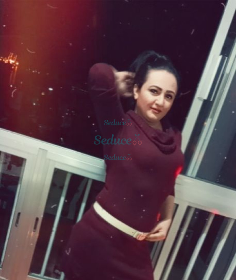 Photo escort girl Soso: the best escort service