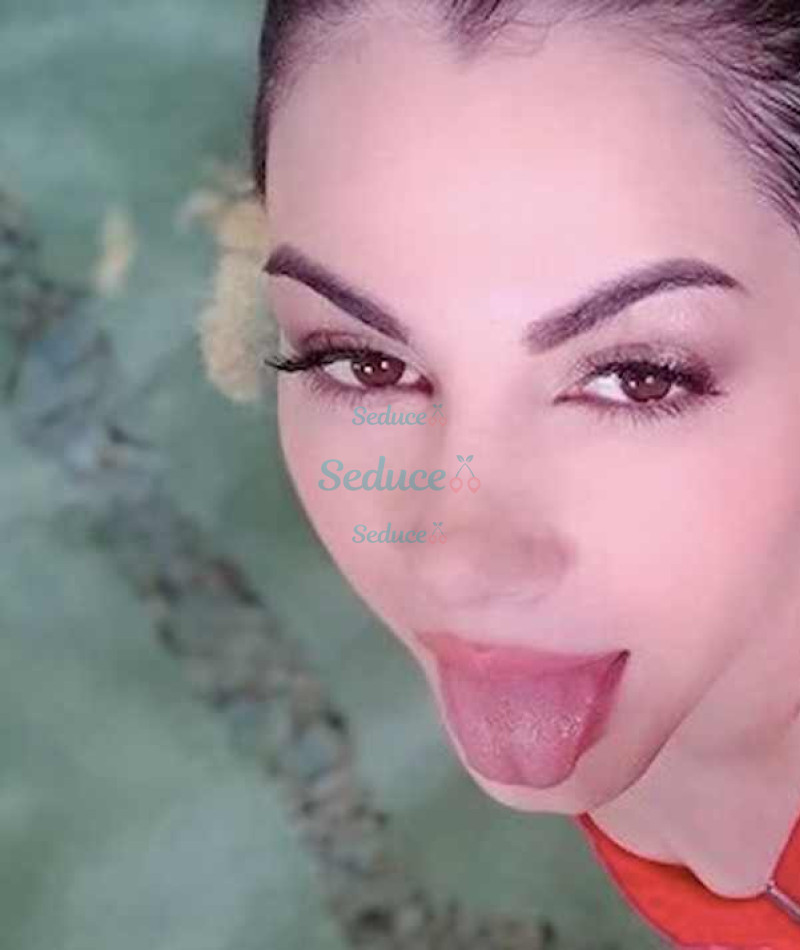 Photo escort girl Tacha: the best escort service