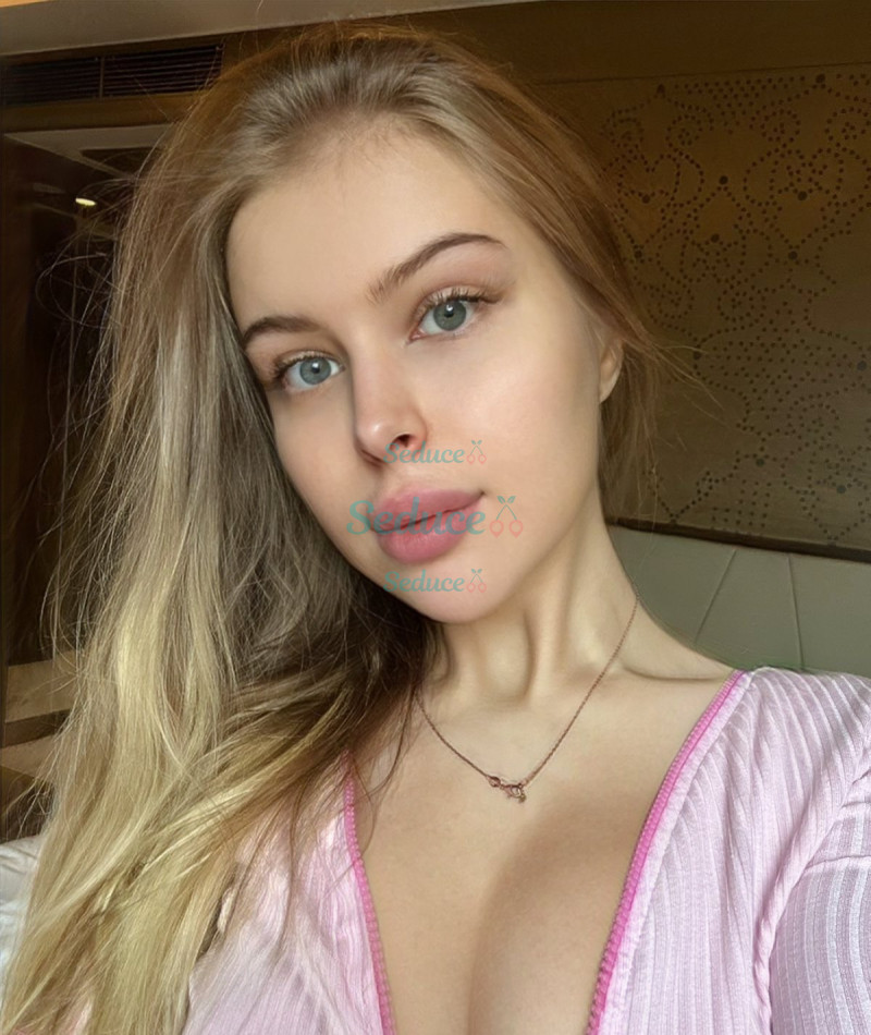 Photo escort girl Sonya : the best escort service