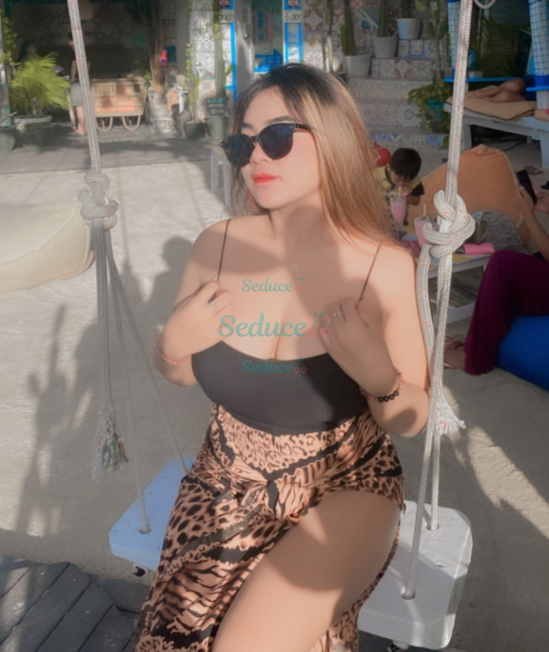 Photo escort girl april: the best escort service