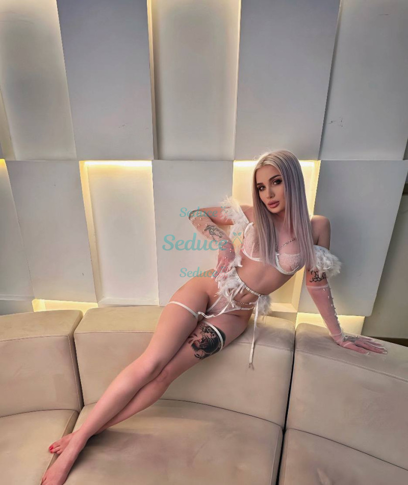 Photo escort girl Elvira: the best escort service