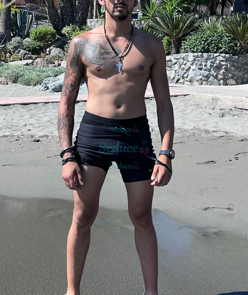 Photo escort girl GABRIEL : the best escort service
