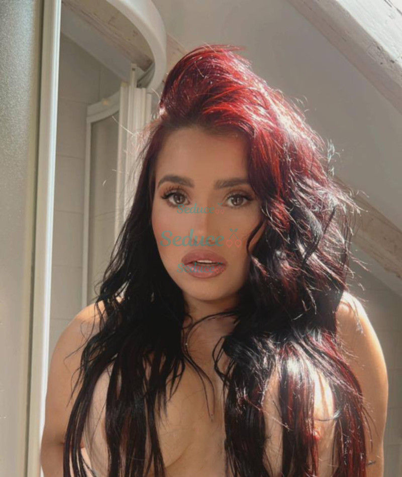 Photo escort girl Melany: the best escort service