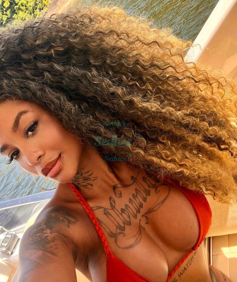 Photo escort girl ALINA VIP: the best escort service