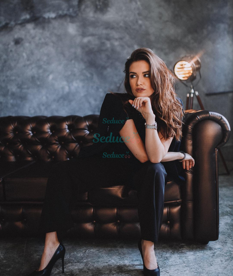 Photo escort girl Julia: the best escort service