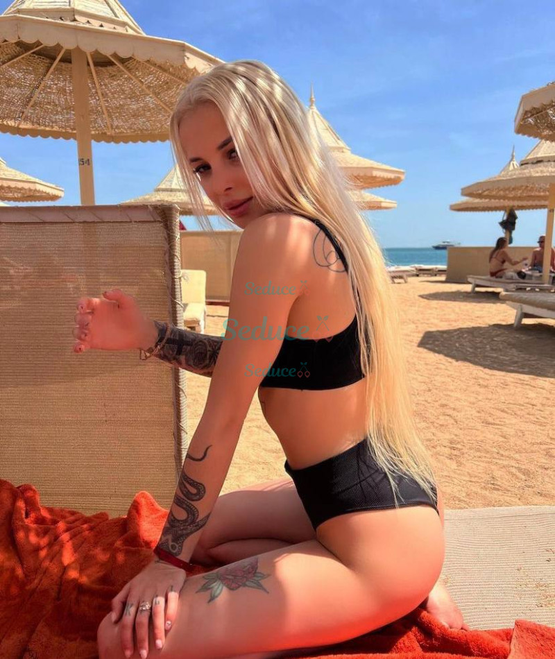 Photo escort girl Alyona: the best escort service