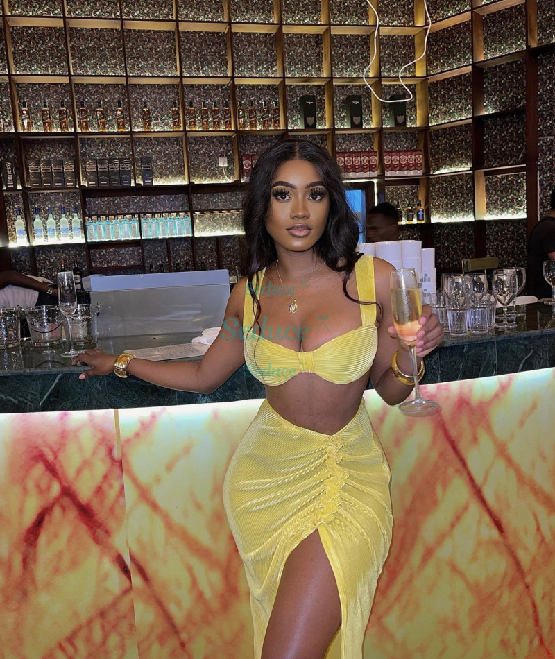 Photo escort girl Victoria: the best escort service