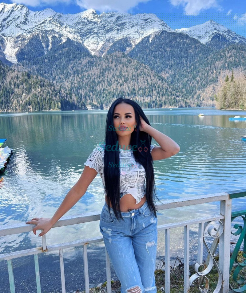 Photo escort girl Sobina: the best escort service