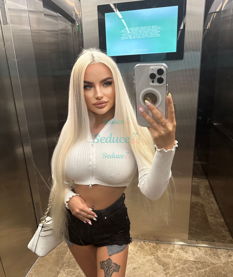 Photo escort girl Marina : the best escort service