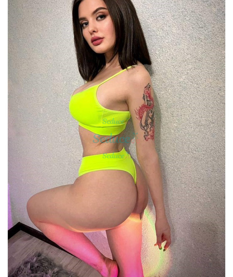 Photo escort girl Afelia: the best escort service