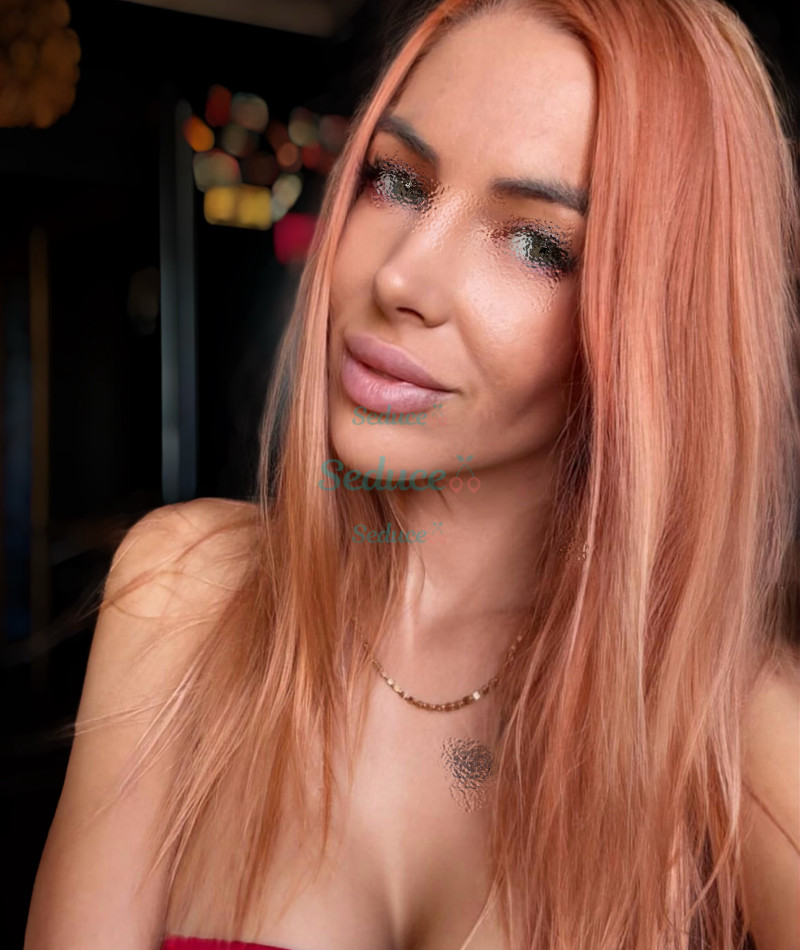 Photo escort girl Mia Alexis: the best escort service