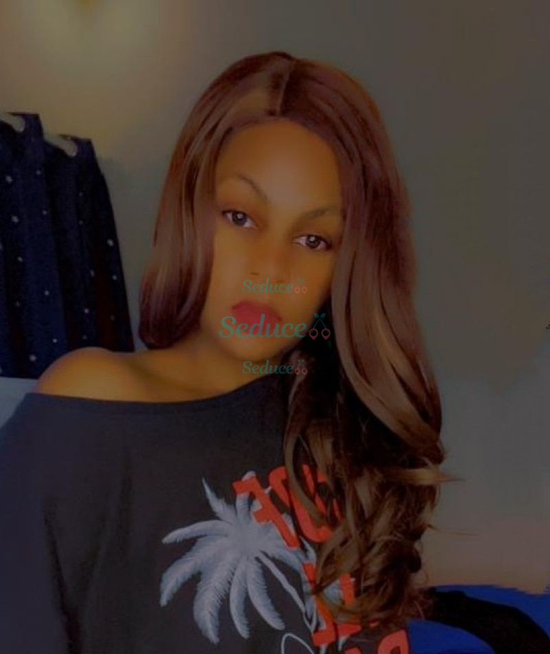 Photo escort girl Zuena J: the best escort service