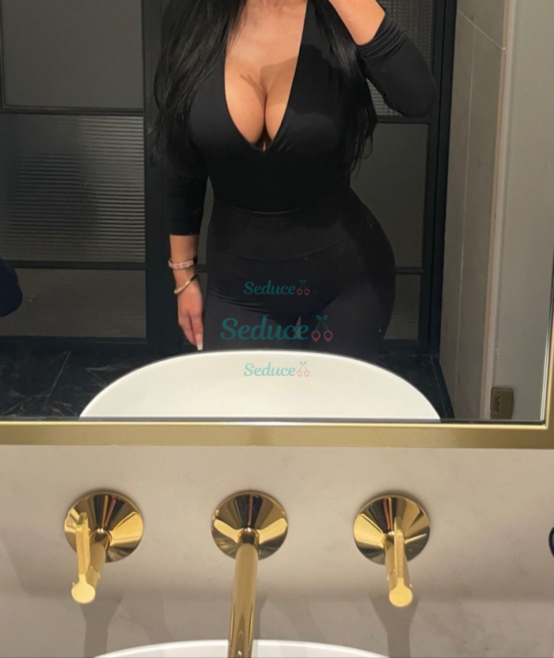 Photo escort girl Nina: the best escort service