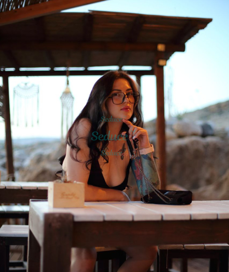 Photo escort girl Julia: the best escort service