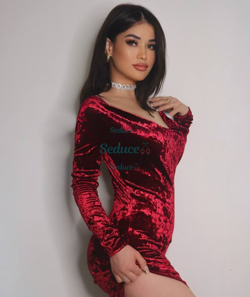Photo escort girl Jasmine: the best escort service