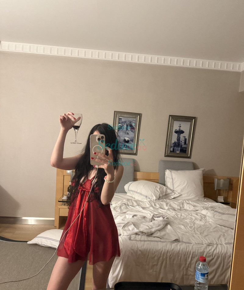 Photo escort girl Cansu: the best escort service