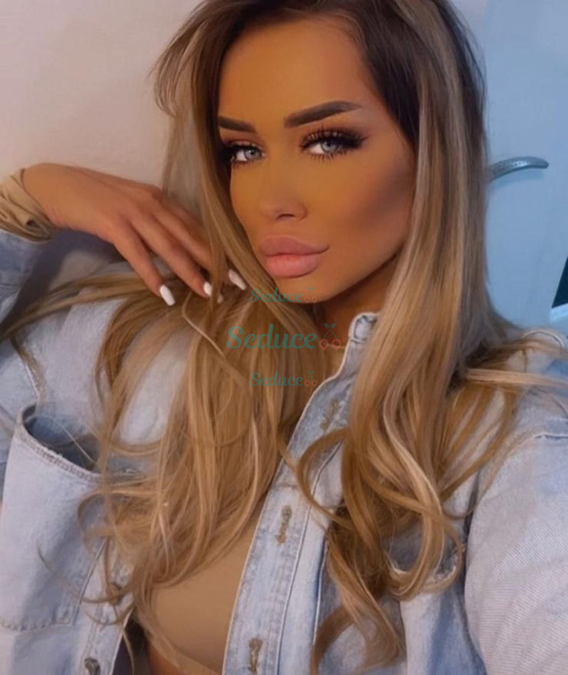 Photo escort girl Angela: the best escort service