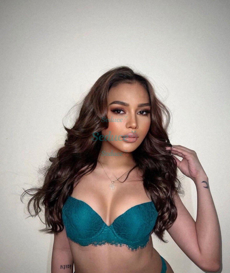 Photo escort girl Dahlia: the best escort service