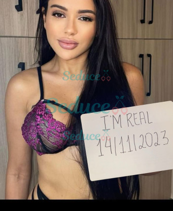 Photo escort girl Caroline: the best escort service