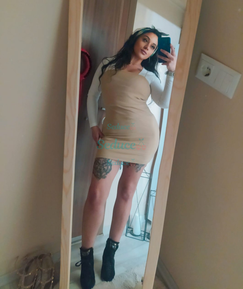 Photo escort girl Rain: the best escort service