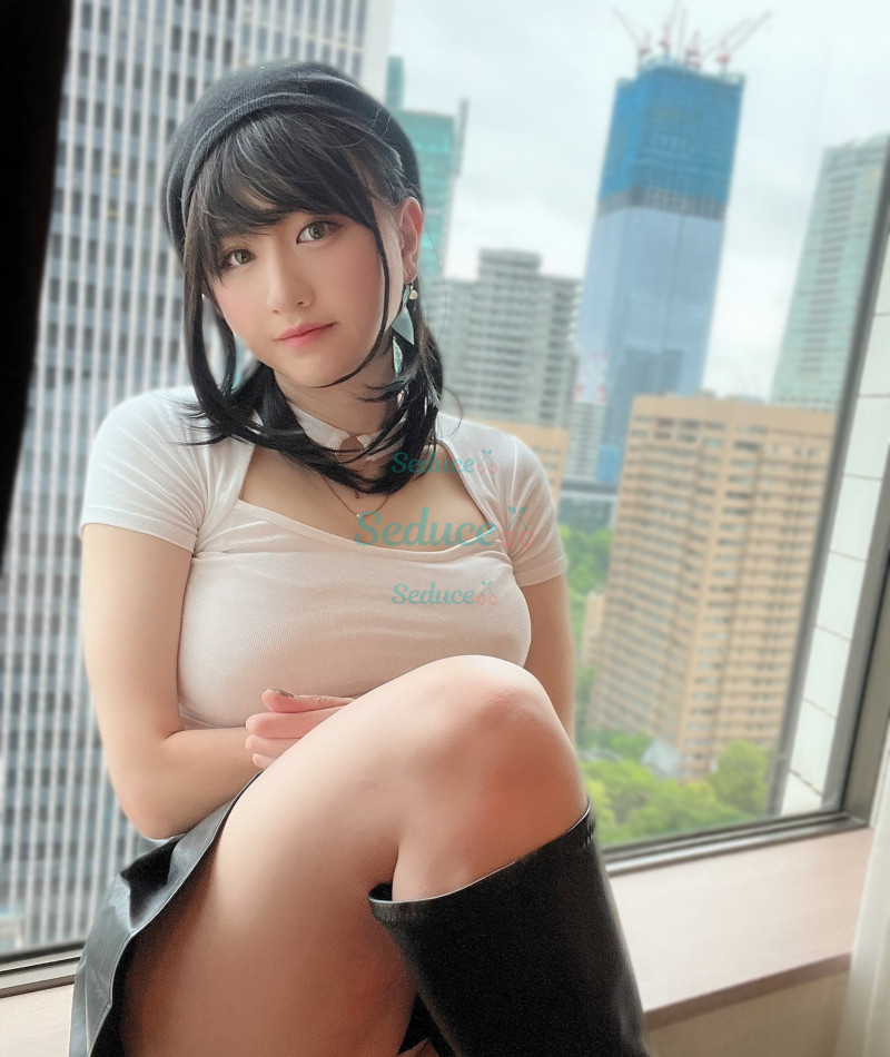 Photo escort girl Cahya: the best escort service
